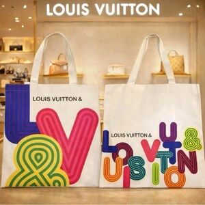 Louis Vuitton Limited Edition  Shenzhen Museum Exhibition Canvas Tote New